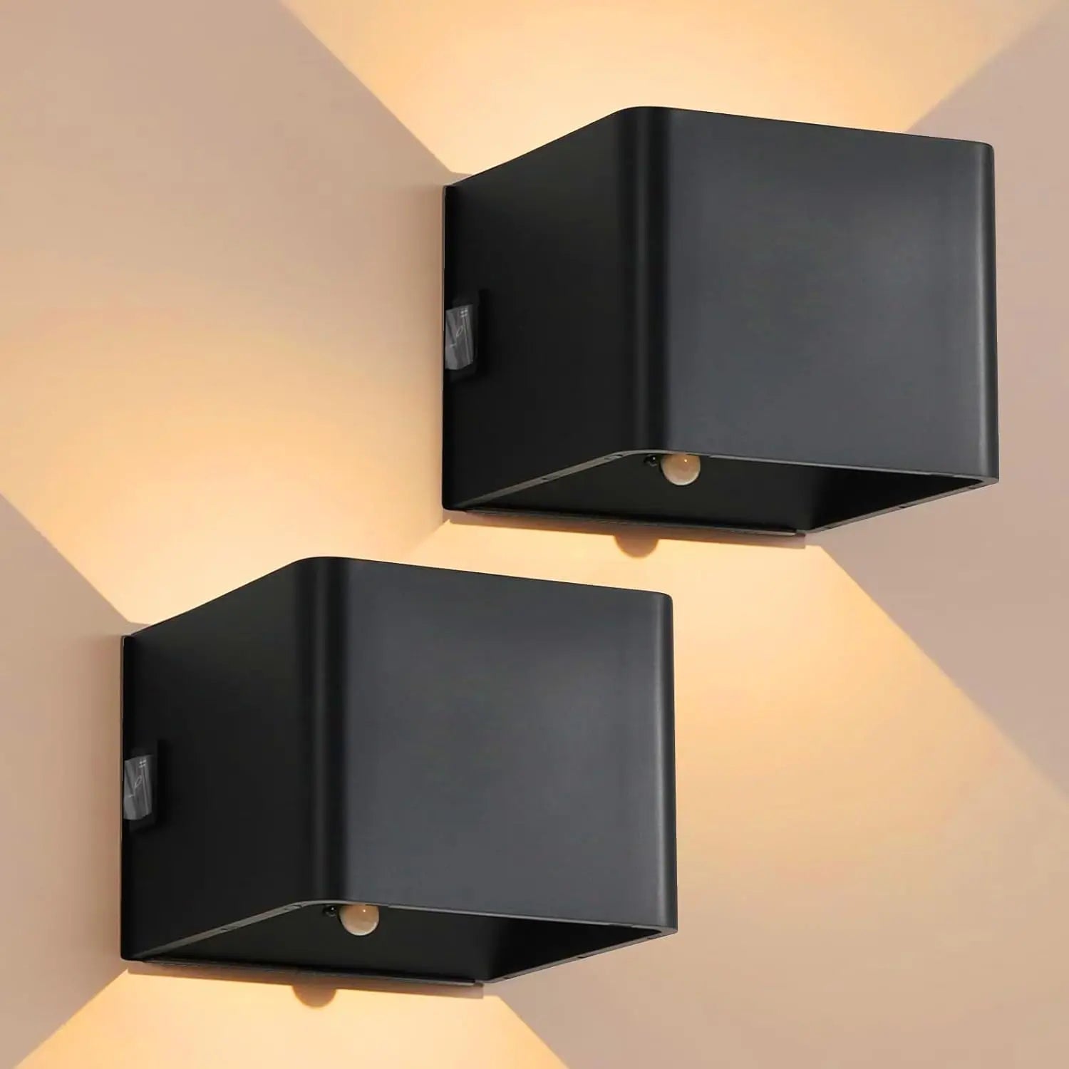 Indoor Outdoor LED Wall Light, with Motion Sensors, USB Rechargeable Wall Lamp, Night Light, for Stairs, Living Room, Corridor